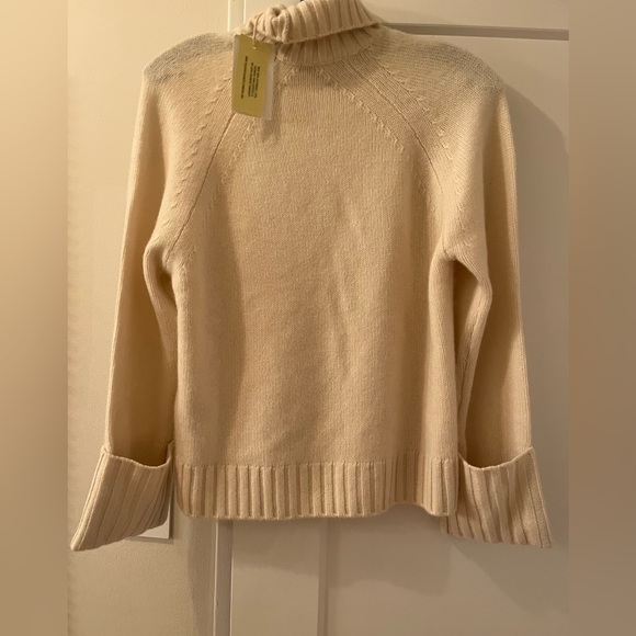 Wilfred “Lux” cashmere turtleneck sweater nwt - Picture 2 of 11